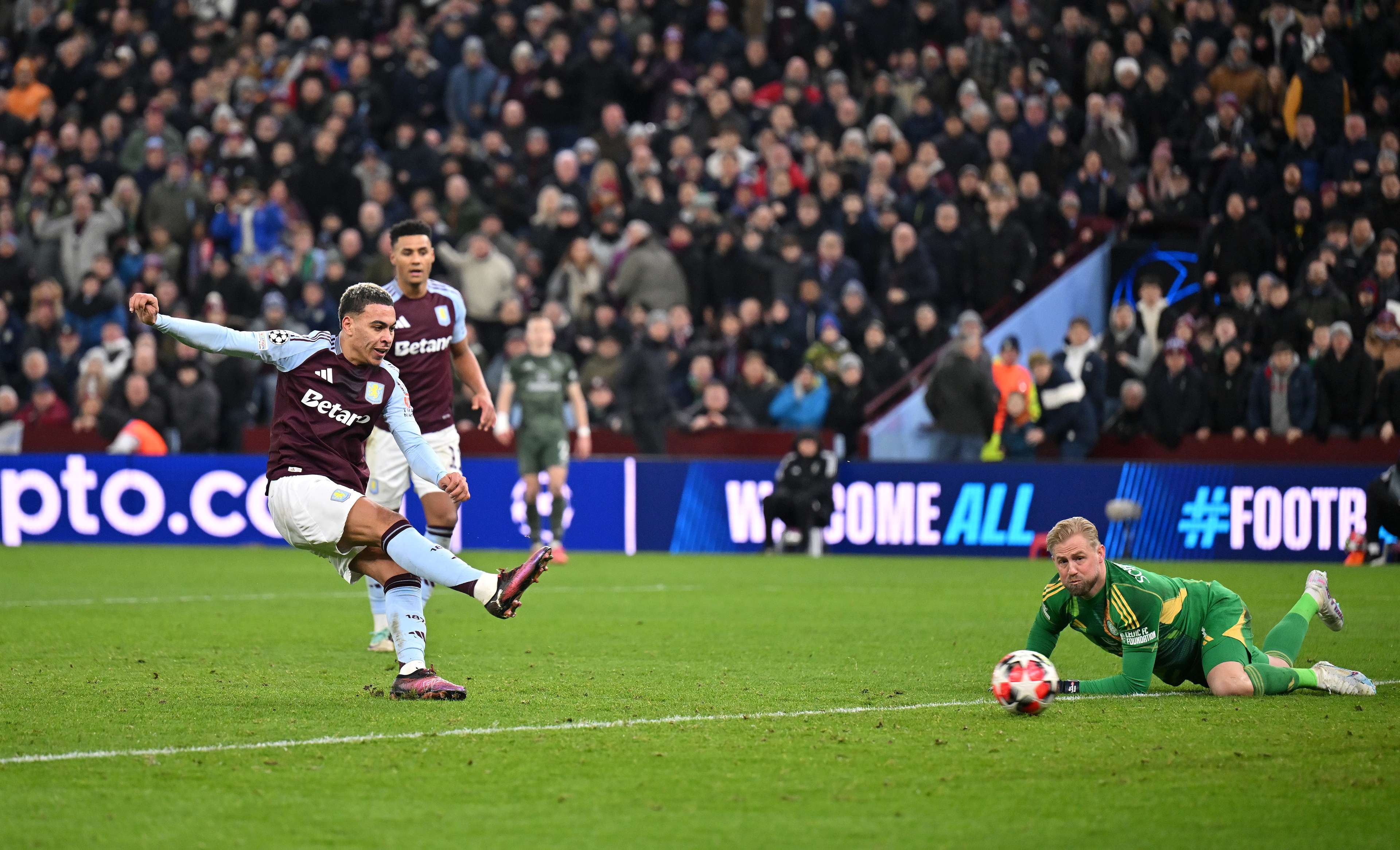 这种现象级 这种现象级