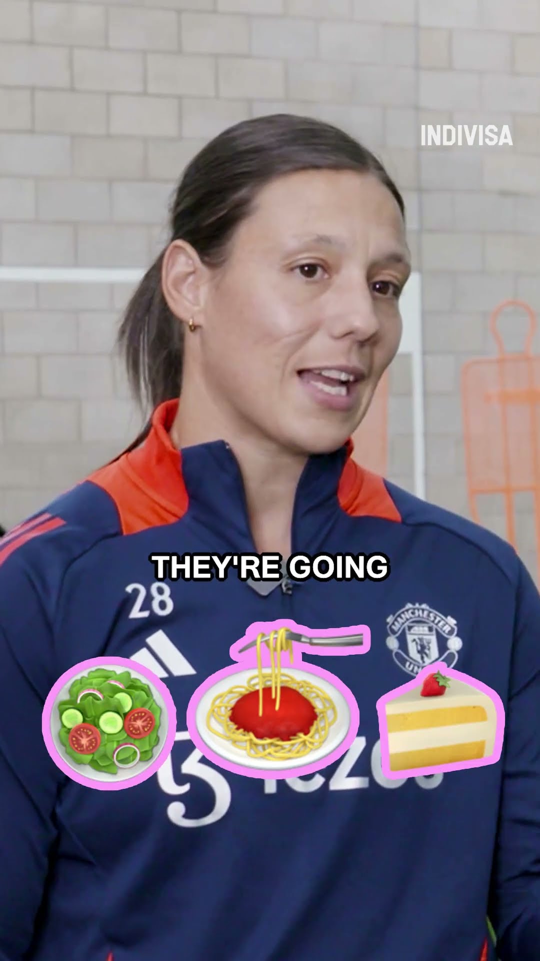 “太阳报揭秘霍伊伦女友：甜美清新，热爱探索，扎根曼彻斯特”